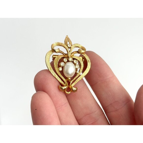 Gold Toned Textured Abstract Art Nouveau Inspired & Pearl Vintage Brooch - Picture 9 of 9